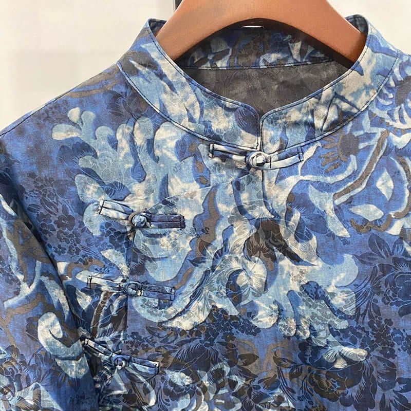 Breathable Mulberry Xiangyunsha Silk fabric, eco-friendly and soft, ideal for premium Gambiered Guangdong Silk clothing.