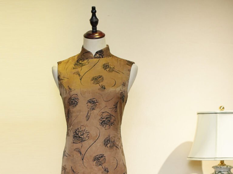 Why Choose Xiangyunsha for Your Cheongsam? Unveiling Its Superiority