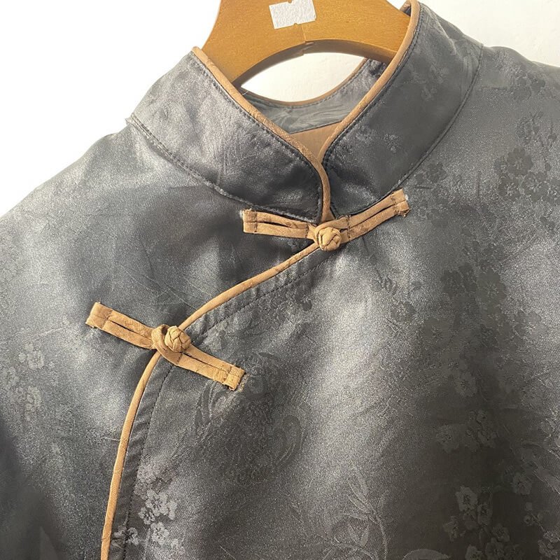 Selecting Xiangyunsha Silk colors that reflect traditional elegance