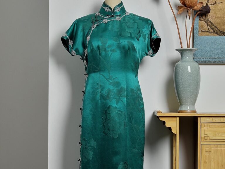 Xiangyunsha Silk Dresses for Every Occasion – From Work to Weekend