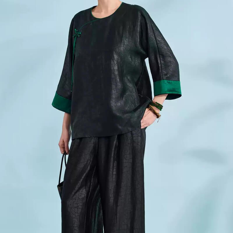 Comparing different types of Xiangyunsha Silk fabrics for quality