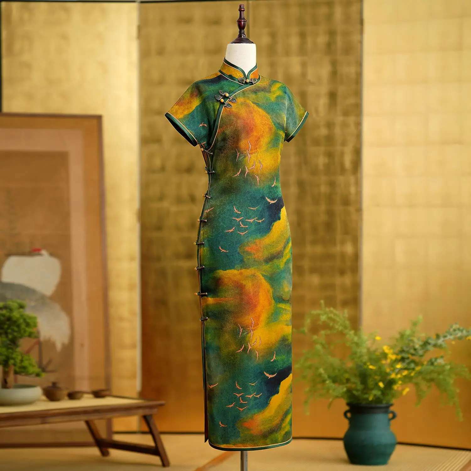Step-by-step demonstration of hand washing xiangyunsha silk gently in cool water to preserve its natural luster and longevity. Follow our care guide for best results.