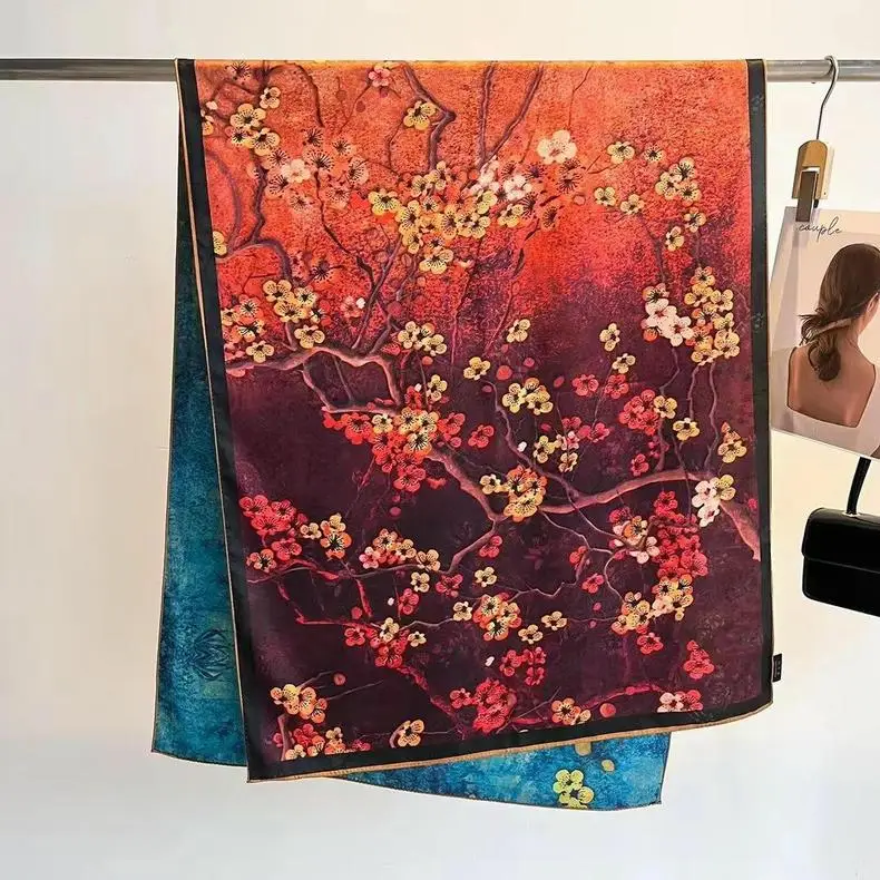 Proper storage method for xiangyunsha after washing: breathable cotton wrapping and moisture control to prevent yellowing between uses.